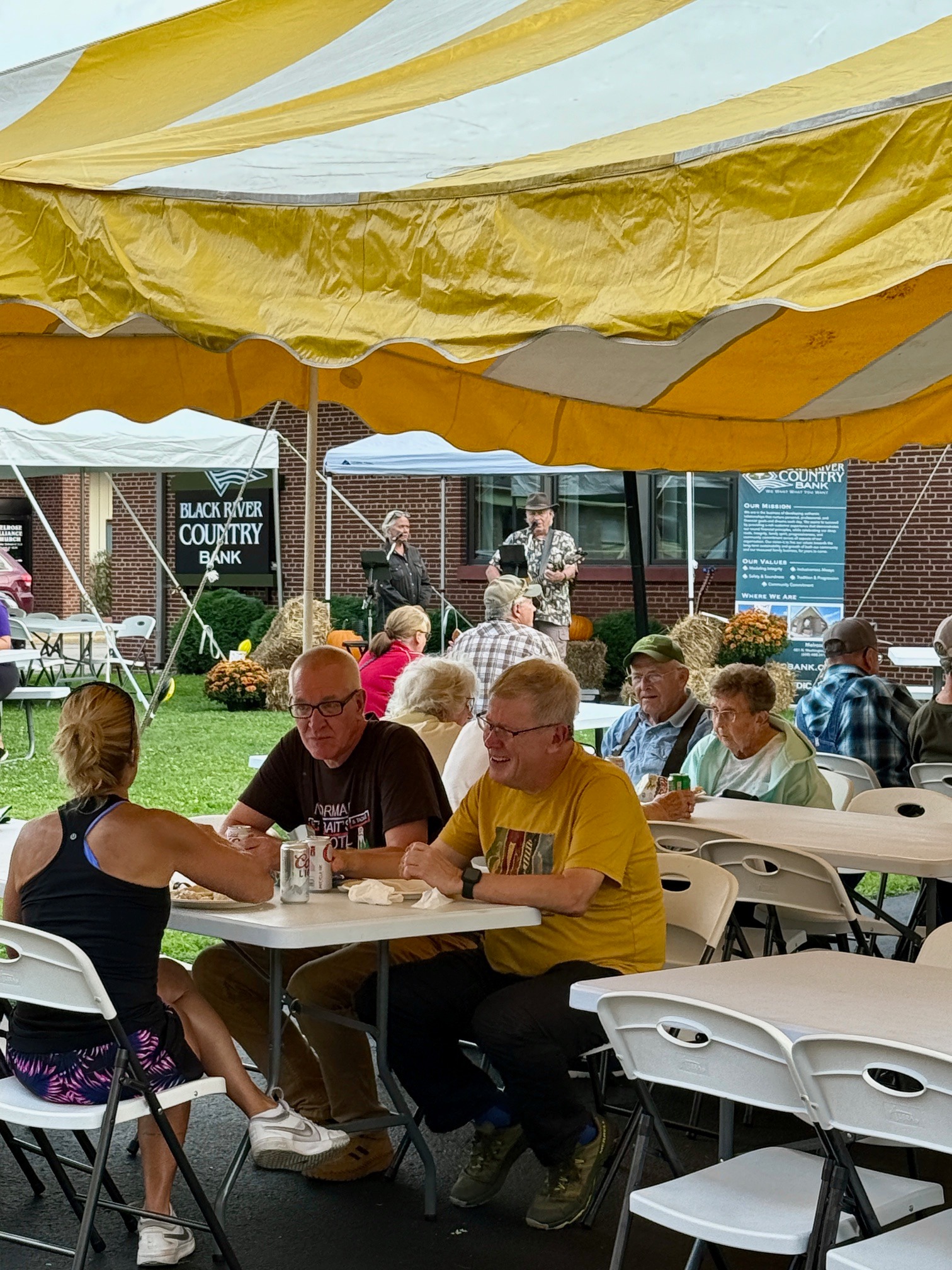 About The Preservation Society of Rhode Island